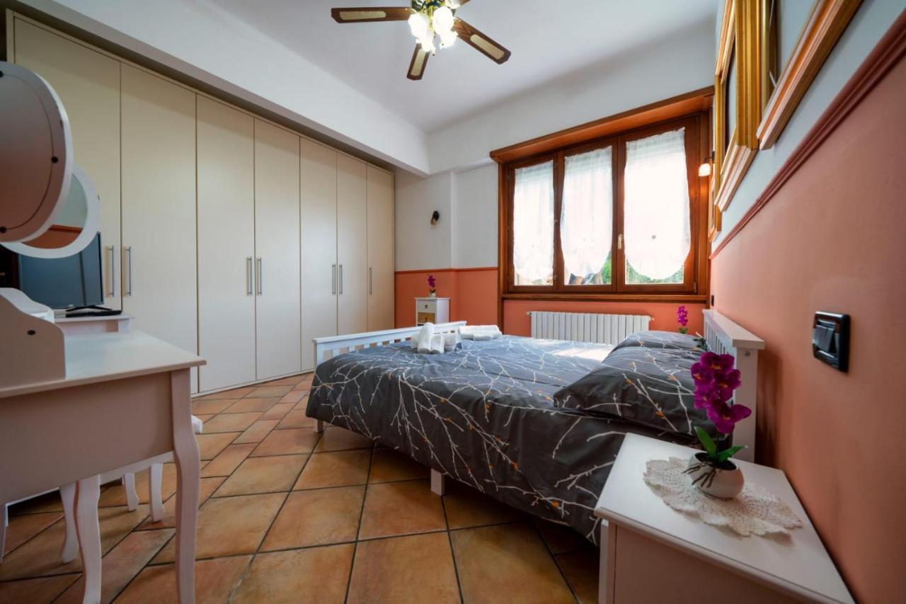 Affittacamere Le Palme Ospedaletti Buitenkant foto